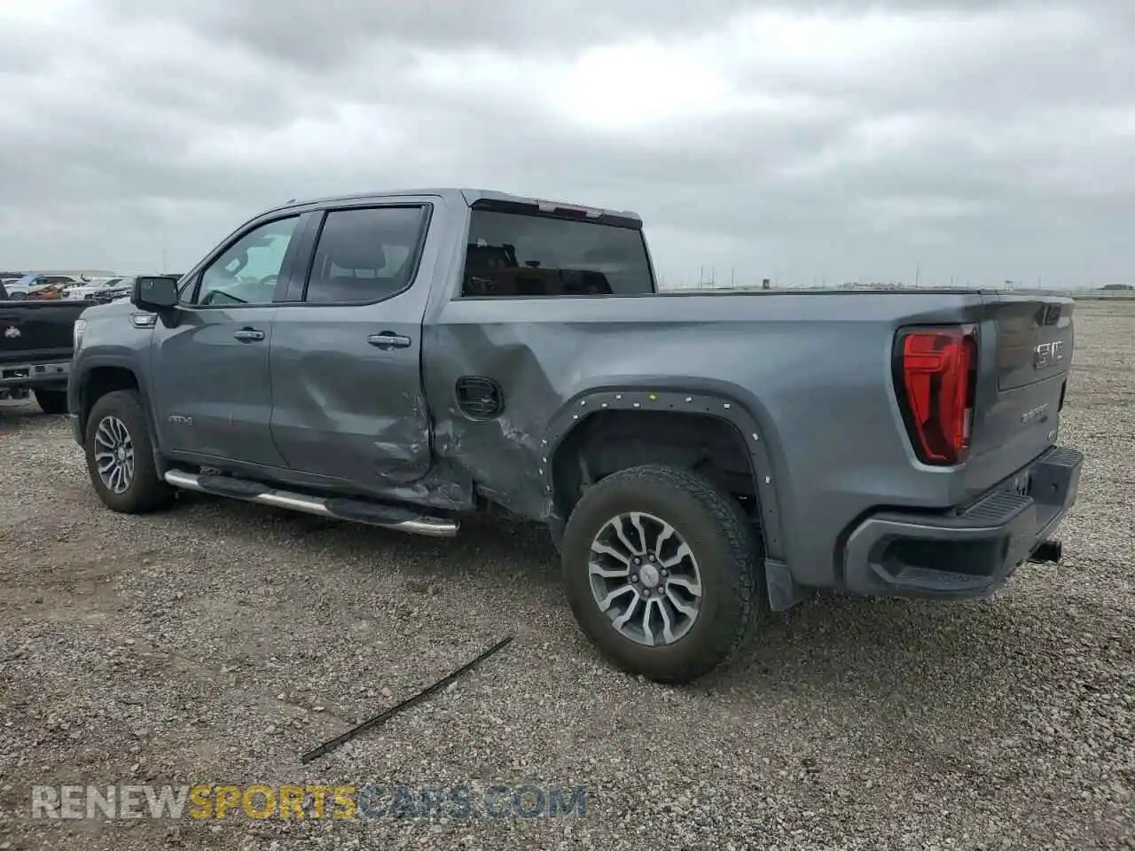 2 Photograph of a damaged car 3GTU9EET6MG461146 GMC SIERRA 2021