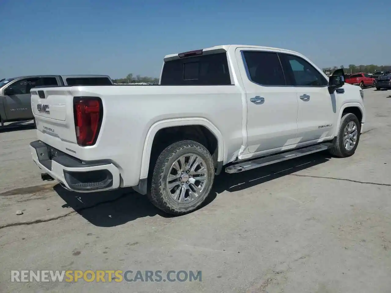3 Photograph of a damaged car 3GTU9FED2MG480498 GMC SIERRA 2021
