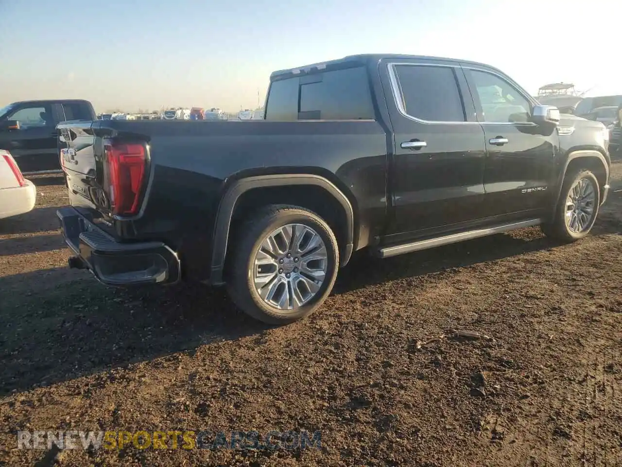 3 Photograph of a damaged car 3GTU9FEL5MG304813 GMC SIERRA 2021