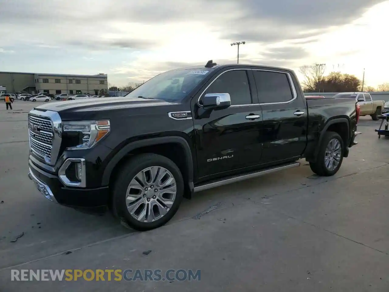 1 Photograph of a damaged car 3GTU9FEL7MG125902 GMC SIERRA 2021