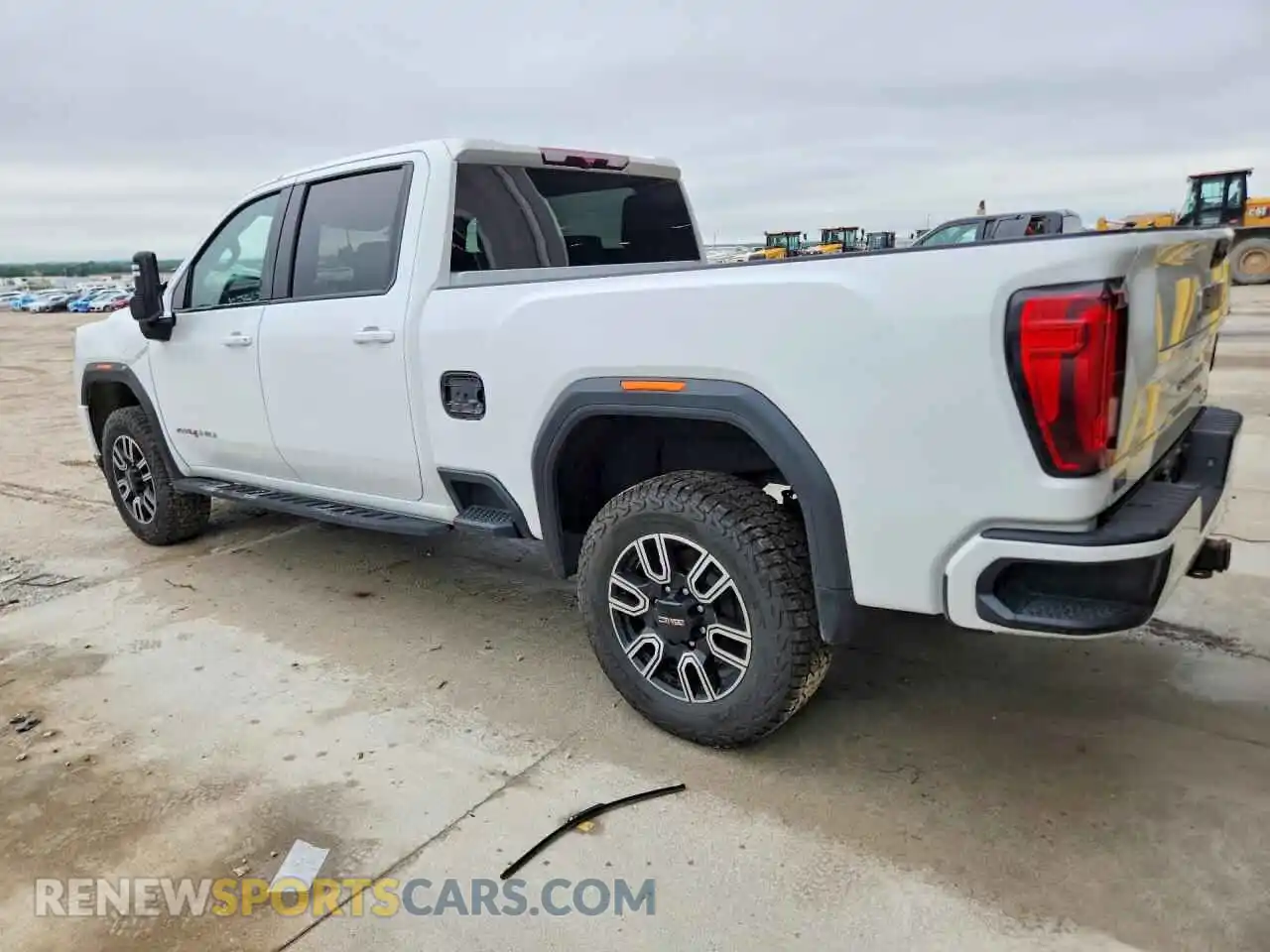 2 Фотография поврежденного автомобиля 1GT19PEY2NF317204 GMC SIERRA 2022