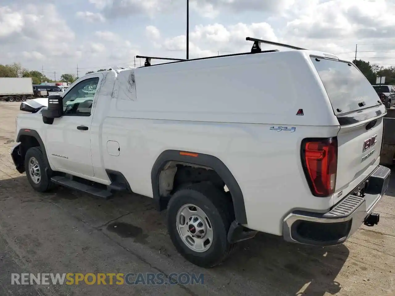 2 Photograph of a damaged car 1GT39LE74NF316919 GMC SIERRA 2022