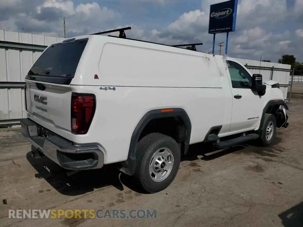 3 Photograph of a damaged car 1GT39LE74NF316919 GMC SIERRA 2022
