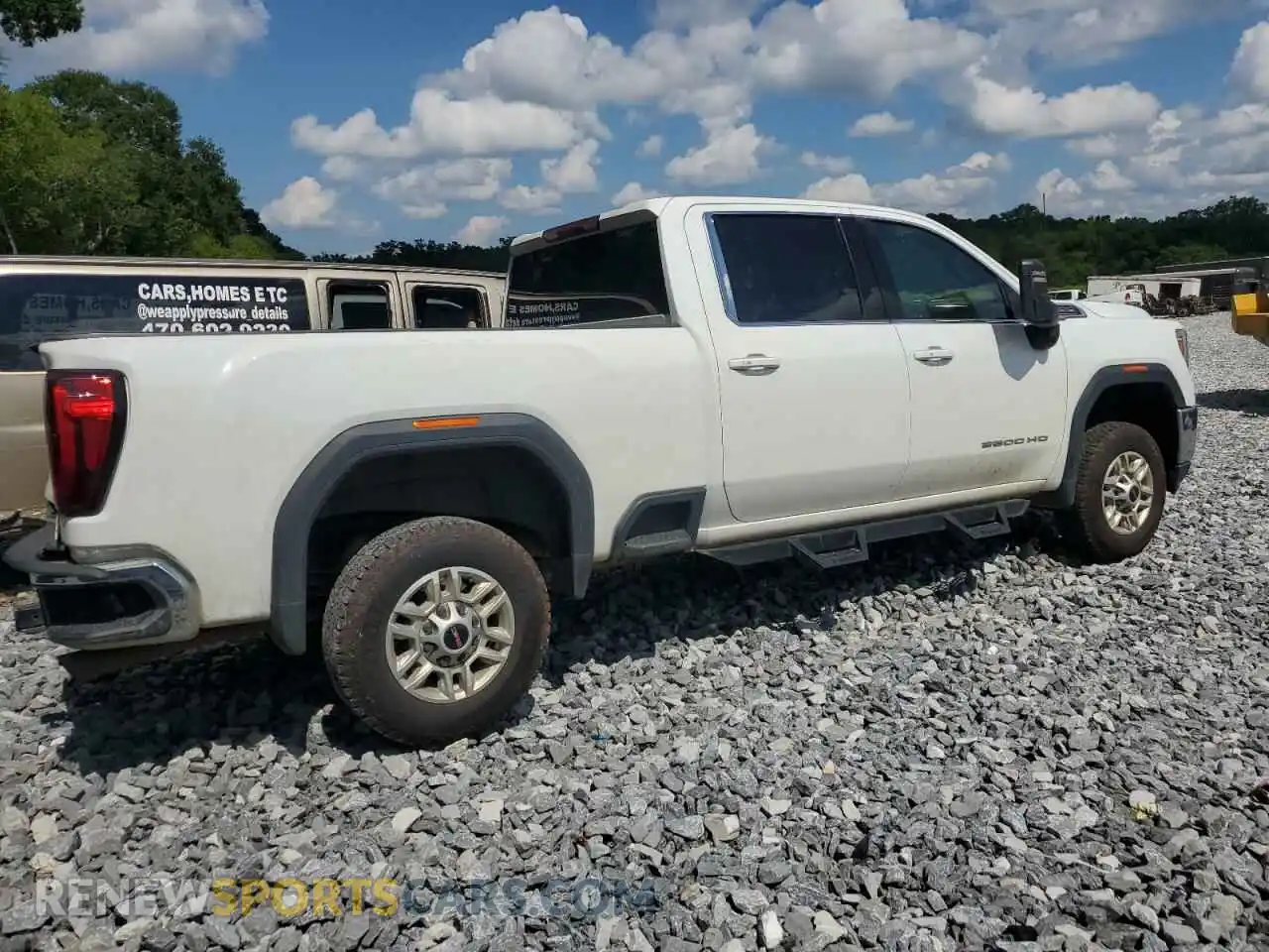 3 Photograph of a damaged car 1GT48ME75NF114538 GMC SIERRA 2022