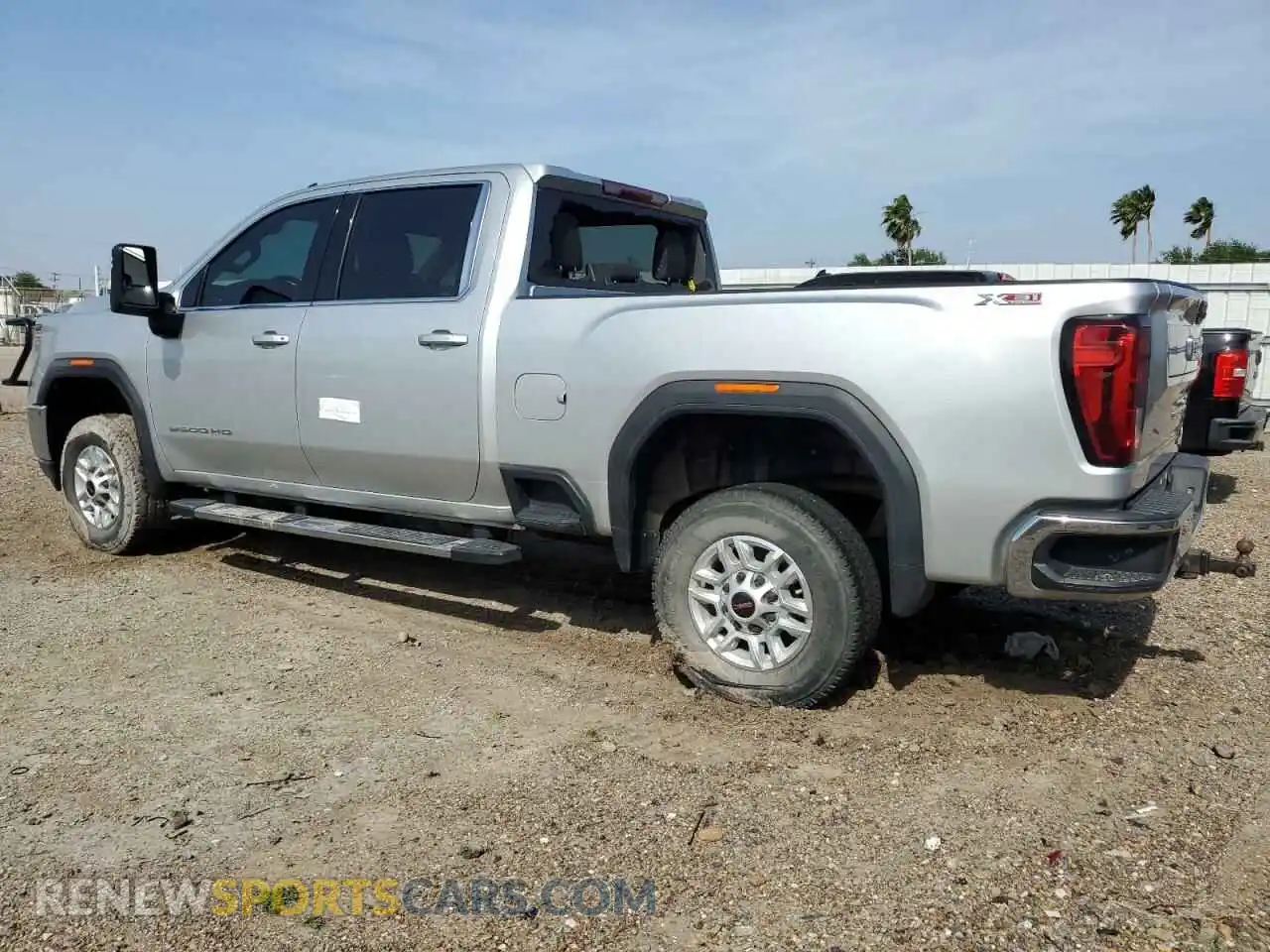 2 Photograph of a damaged car 1GT49ME76NF155225 GMC SIERRA 2022