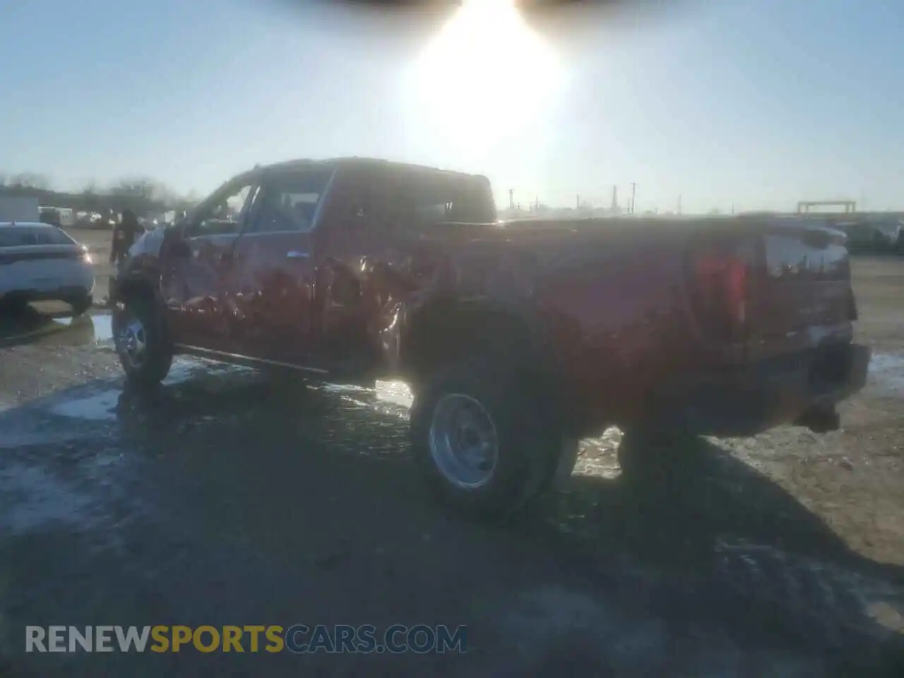 2 Photograph of a damaged car 1GT49WEY3NF293776 GMC SIERRA 2022