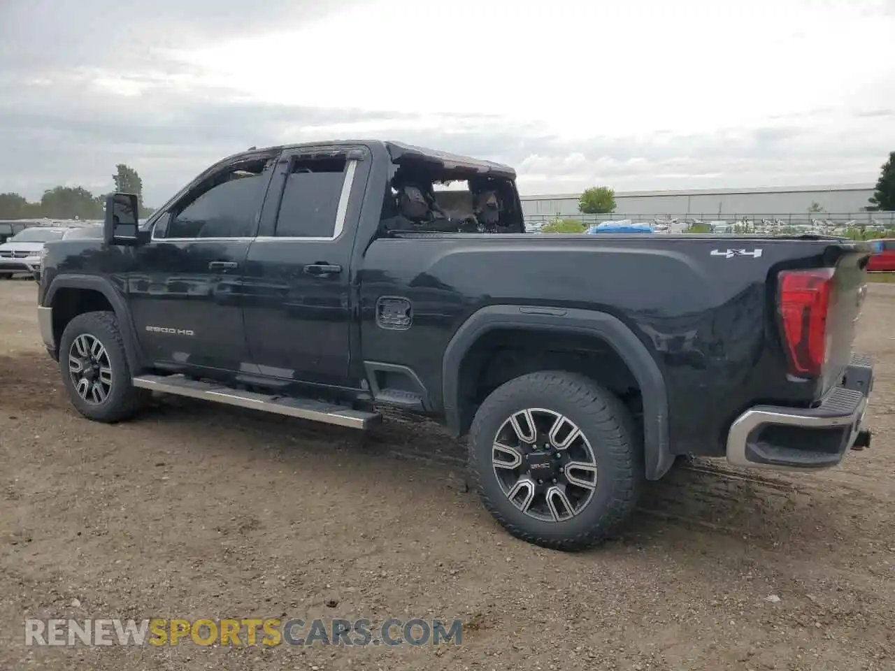 2 Photograph of a damaged car 1GT59ME75NF322548 GMC SIERRA 2022