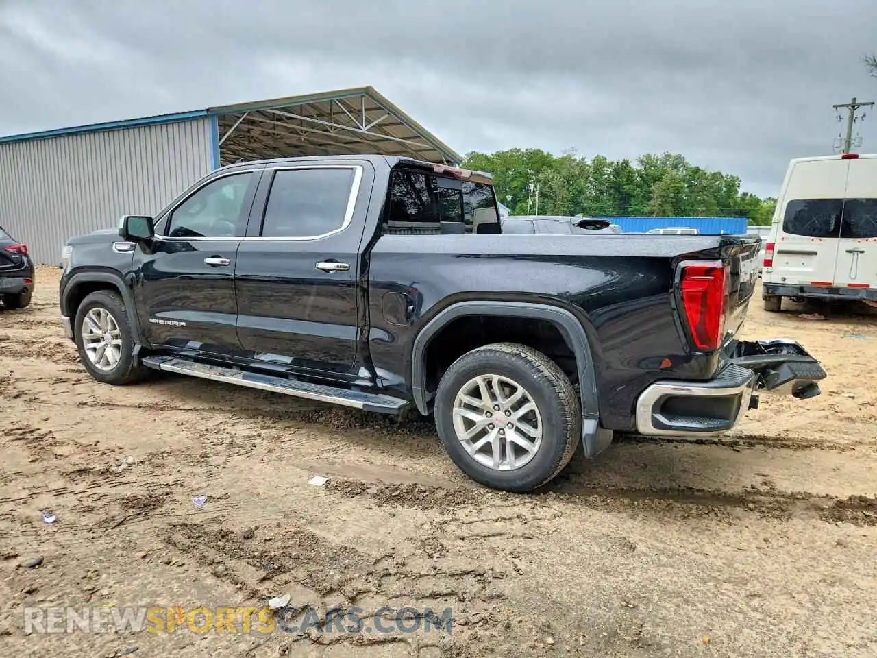 2 Photograph of a damaged car 1GTP8DED7NZ125672 GMC SIERRA 2022