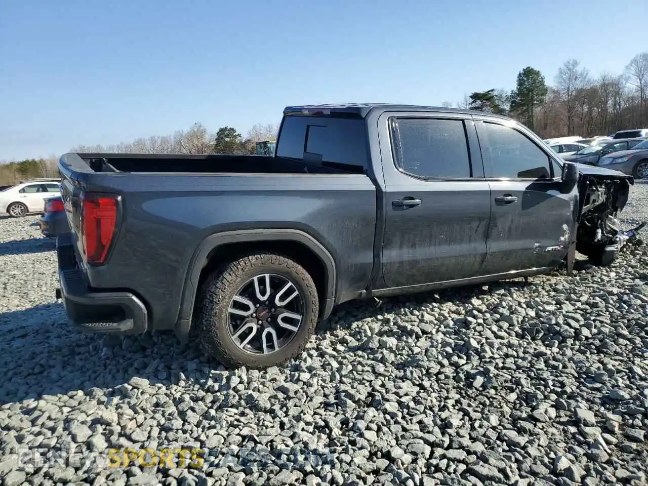 3 Photograph of a damaged car 1GTP9EEL8NZ217660 GMC SIERRA 2022