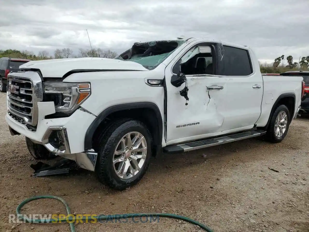 1 Photograph of a damaged car 3GTP8DED0NG164233 GMC SIERRA 2022