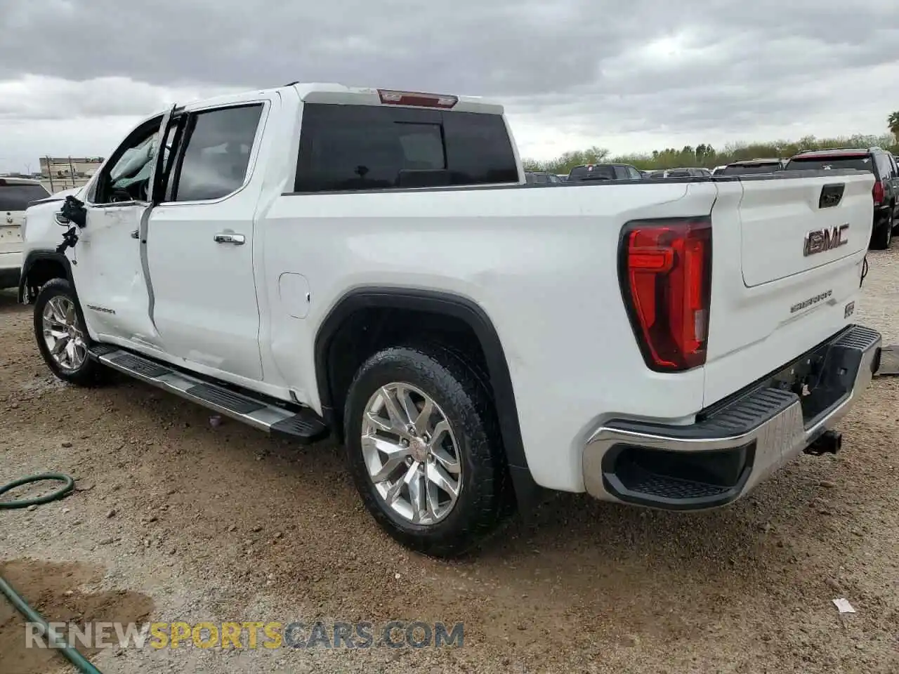 2 Photograph of a damaged car 3GTP8DED0NG164233 GMC SIERRA 2022
