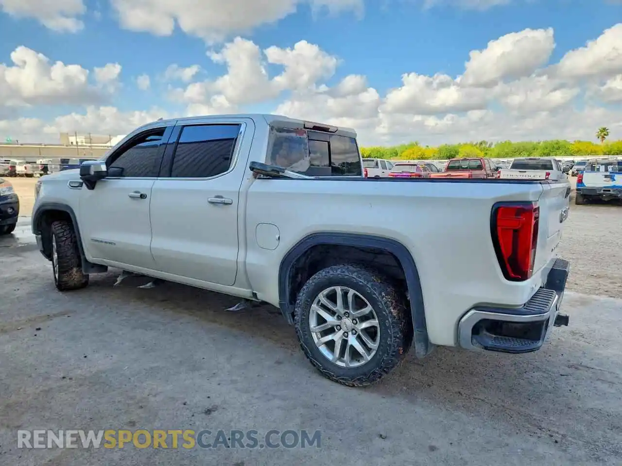 2 Photograph of a damaged car 3GTP8DEDXNG203071 GMC SIERRA 2022