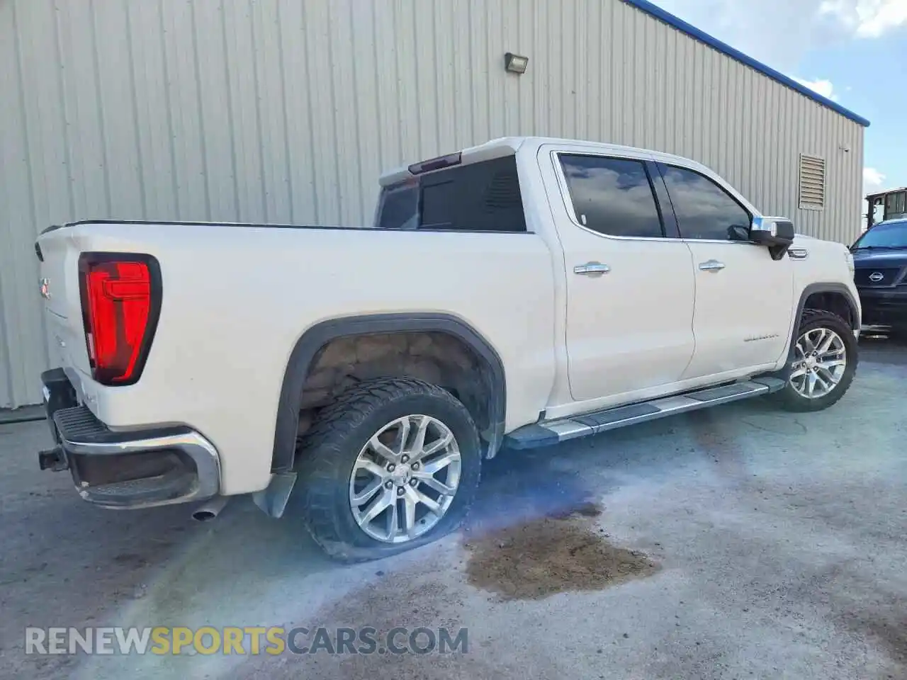 3 Photograph of a damaged car 3GTP8DEDXNG203071 GMC SIERRA 2022