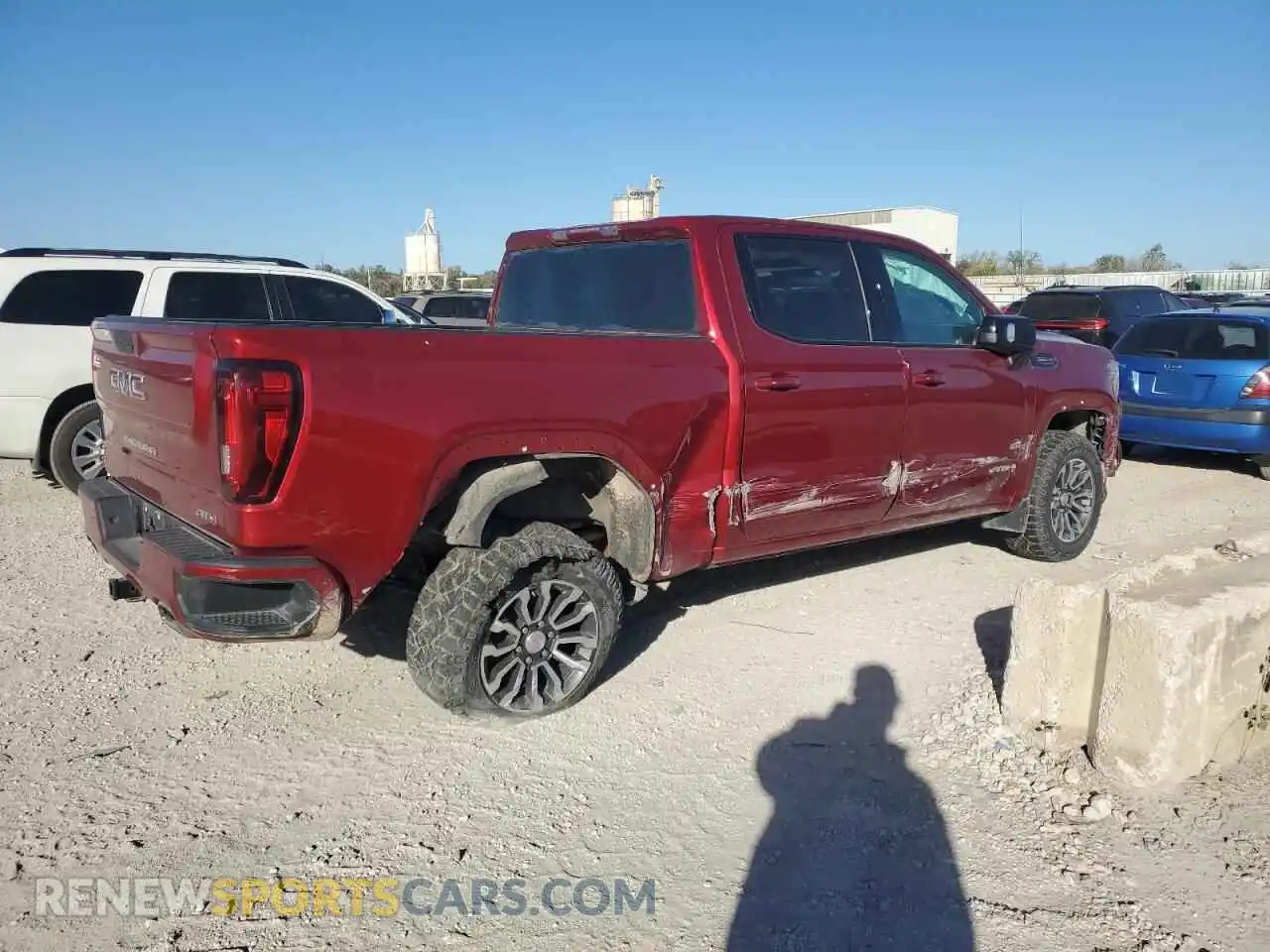3 Photograph of a damaged car 3GTP9EEL0NG159172 GMC SIERRA 2022