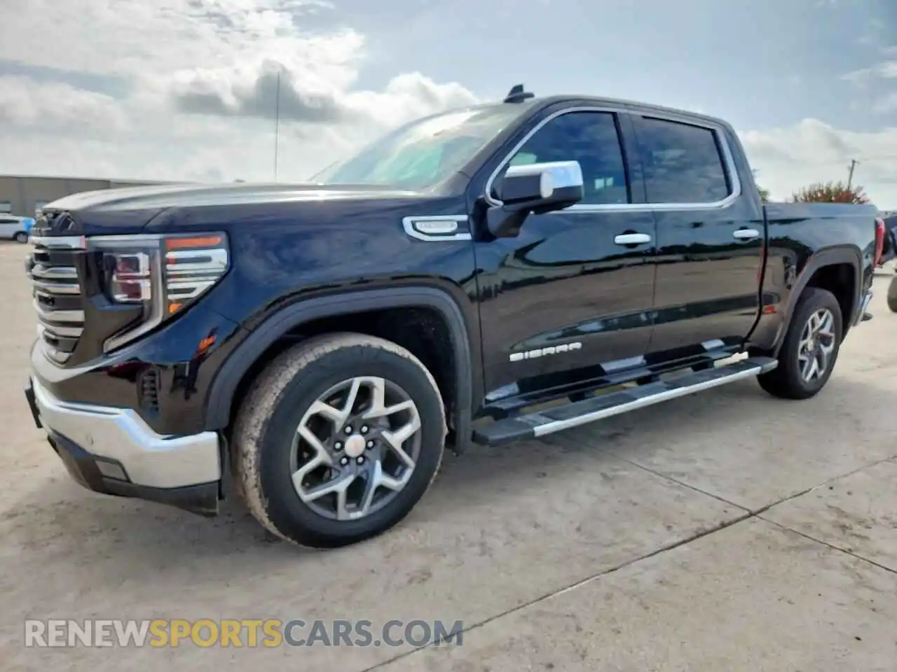 1 Photograph of a damaged car 3GTPHDED4NG607368 GMC SIERRA 2022