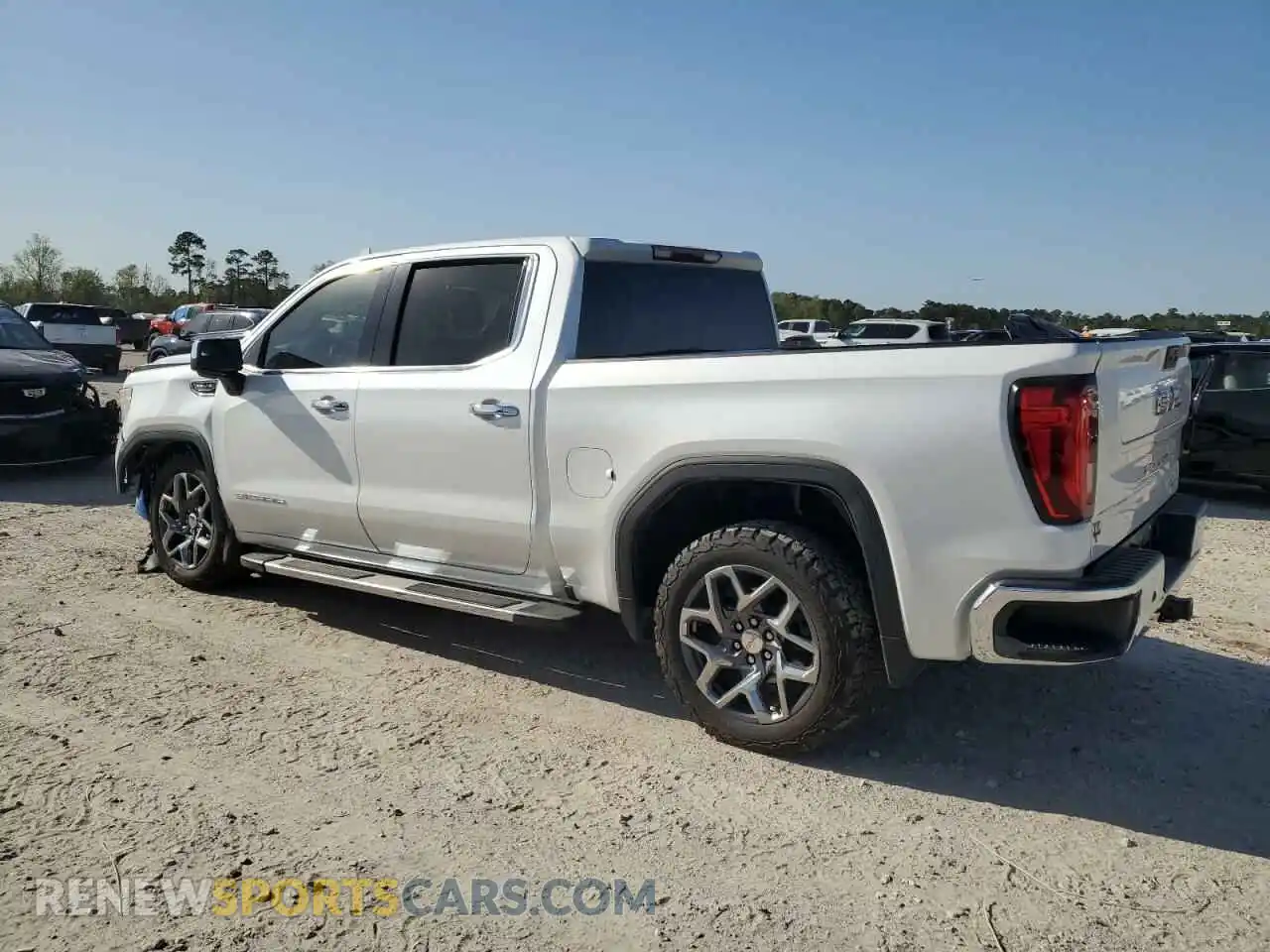 2 Photograph of a damaged car 3GTPHDED8NG653074 GMC SIERRA 2022