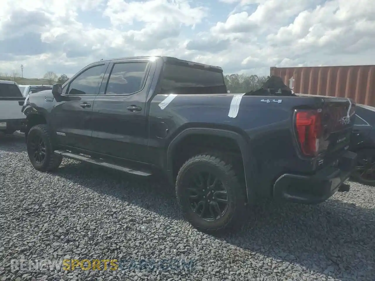 2 Photograph of a damaged car 3GTPUCEK9NG544014 GMC SIERRA 2022