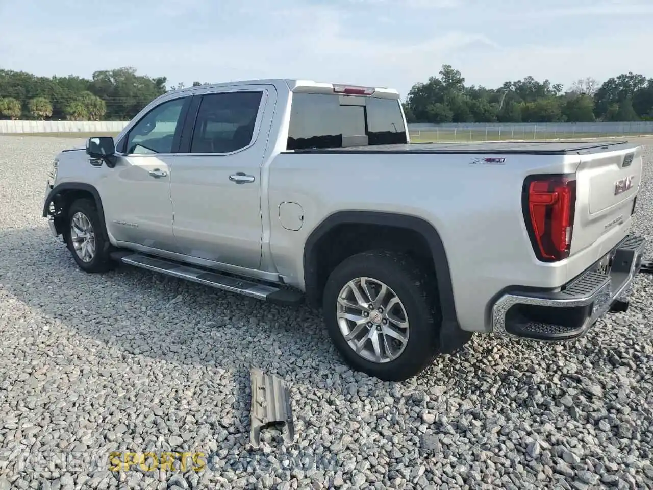 2 Фотография поврежденного автомобиля 3GTU9DED2NG164170 GMC SIERRA 2022