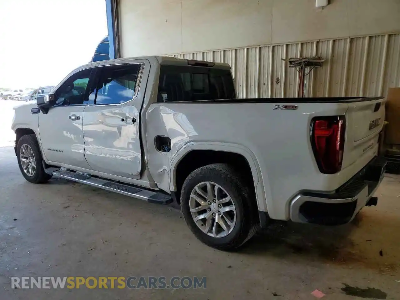 2 Photograph of a damaged car 3GTU9DET3NG216414 GMC SIERRA 2022