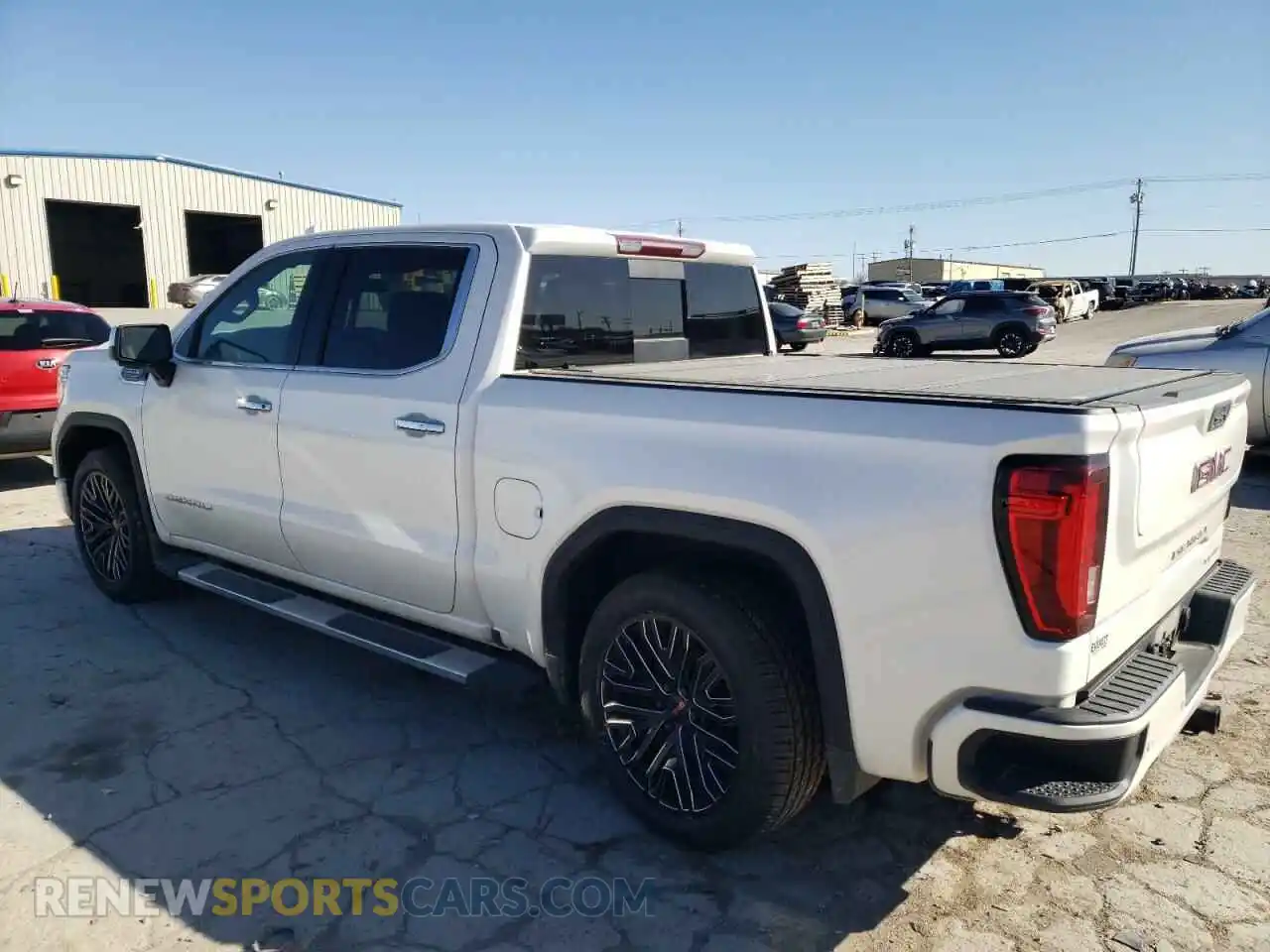 2 fotografías del automóvil dañado 3GTU9FEL2NG185135 GMC SIERRA 2022