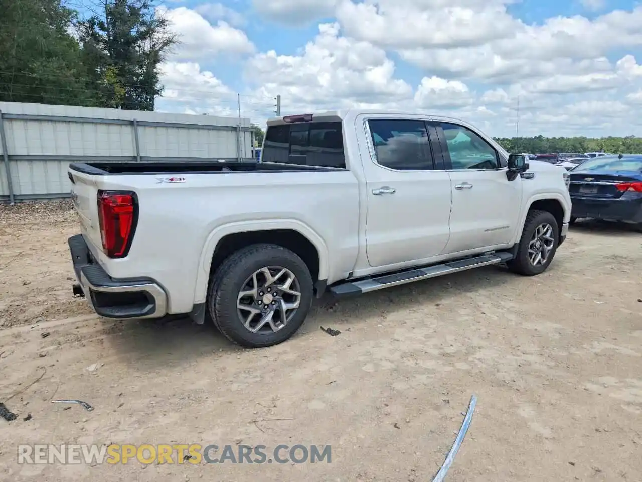 3 Photograph of a damaged car 3GTUUDED8NG596745 GMC SIERRA 2022