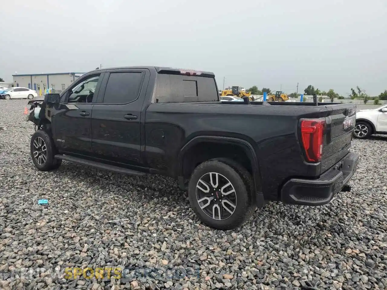 2 fotografías del automóvil dañado 3GTUUEET1NG567892 GMC SIERRA 2022