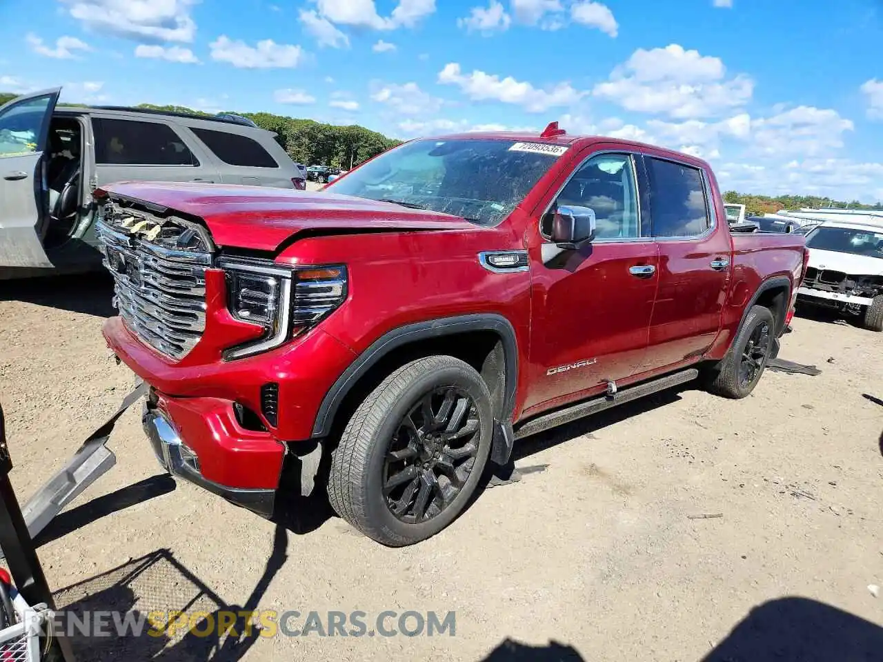 1 Photograph of a damaged car 3GTUUGET1NG511608 GMC SIERRA 2022