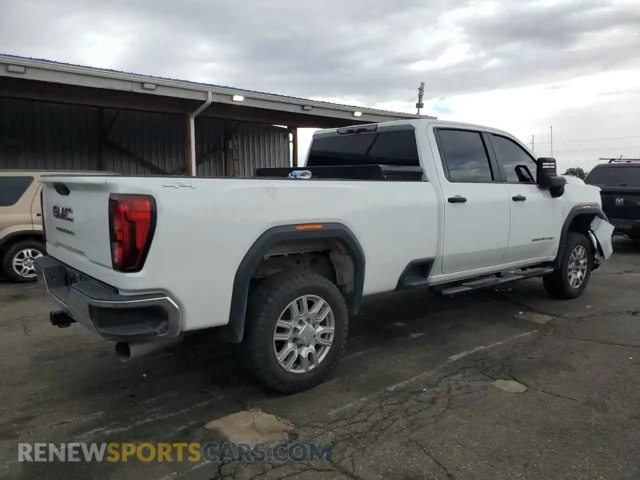 3 Photograph of a damaged car 1GT19LEYXPF160727 GMC SIERRA 2023