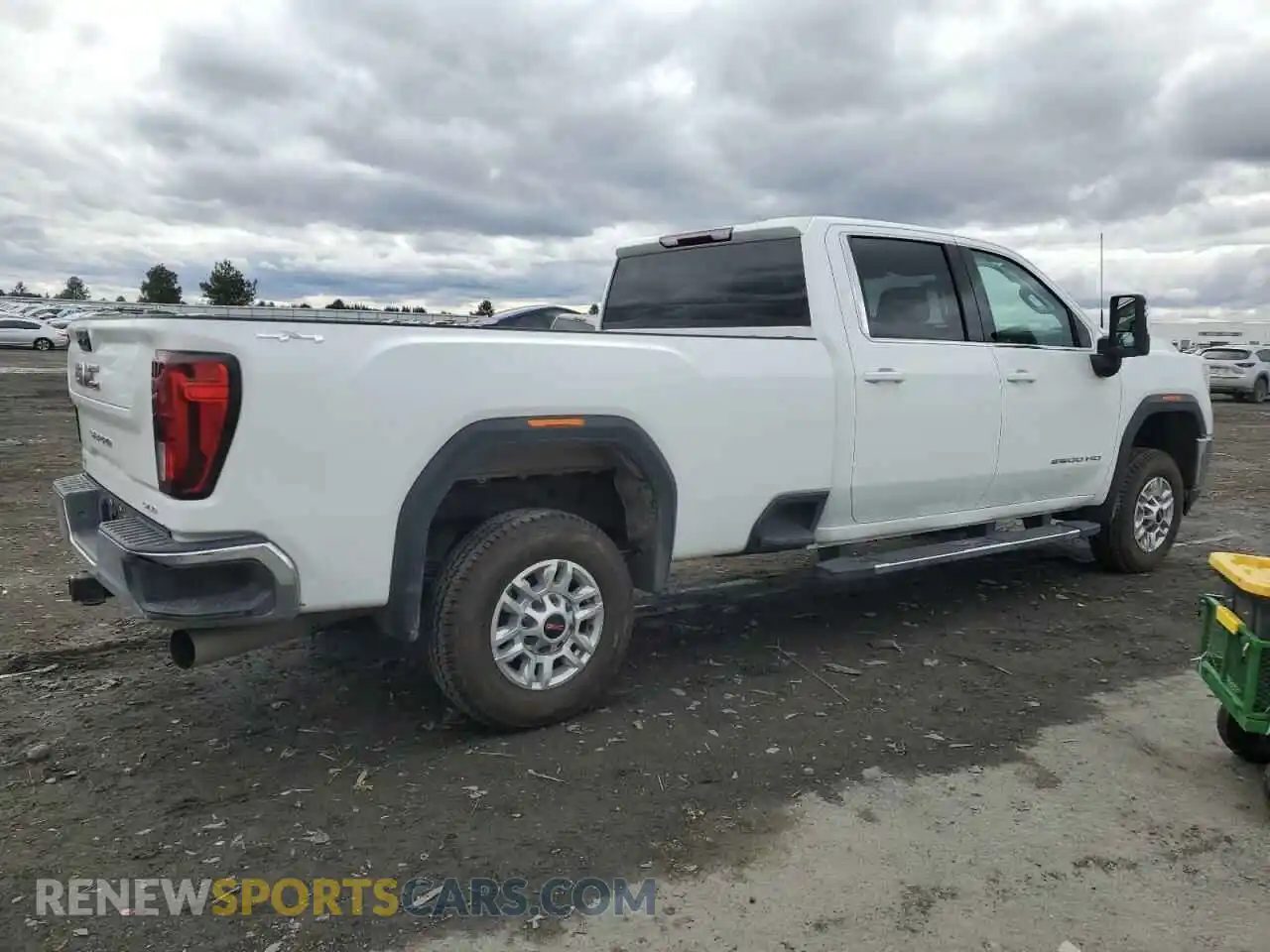 3 Photograph of a damaged car 1GT49MEY3PF207695 GMC SIERRA 2023