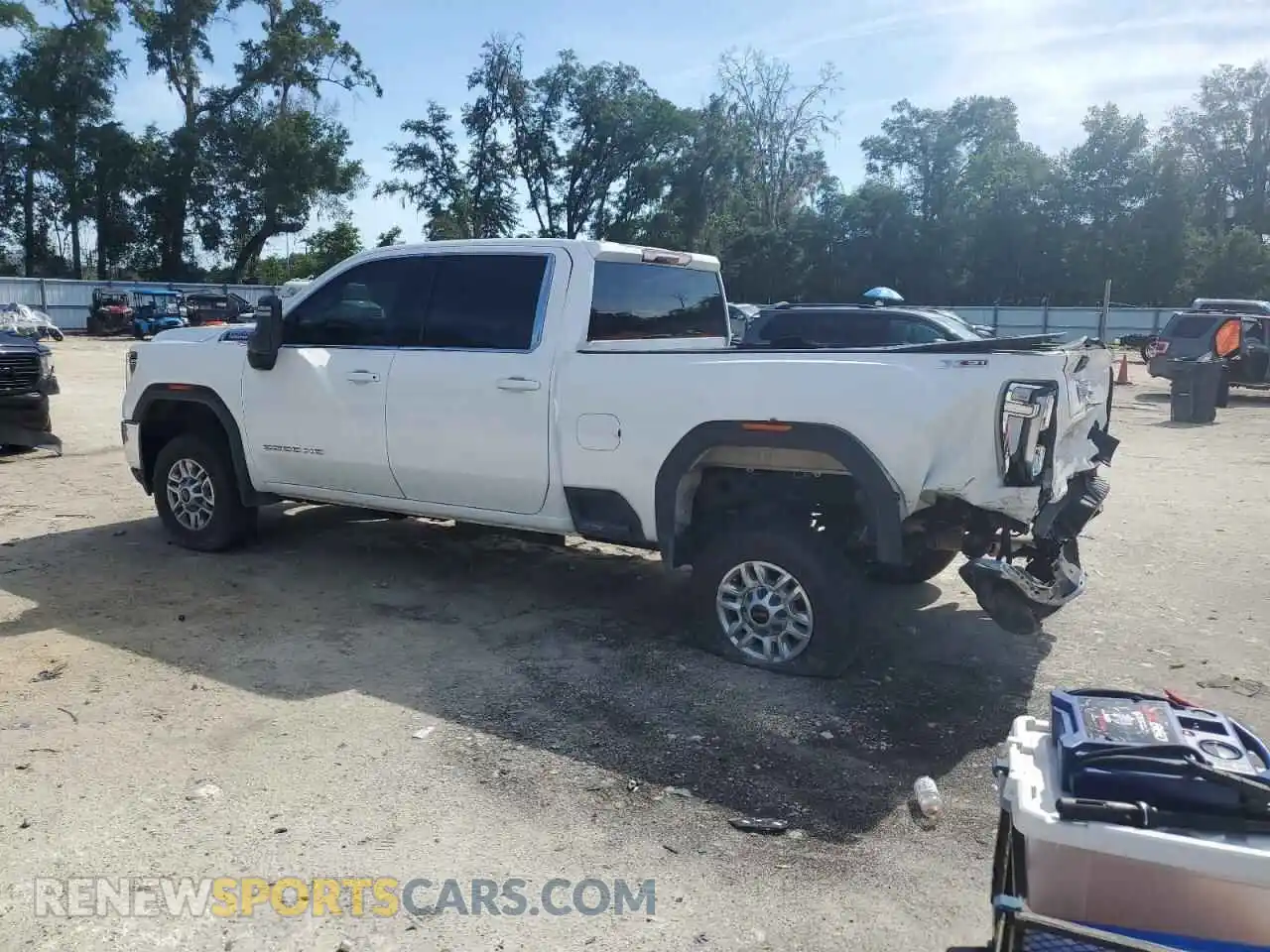 2 Photograph of a damaged car 1GT49MEY7PF237217 GMC SIERRA 2023