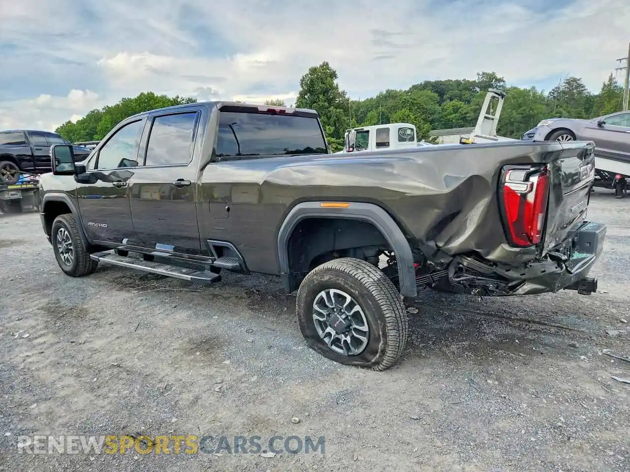 2 Фотография поврежденного автомобиля 1GT49VEY4PF155287 GMC SIERRA 2023