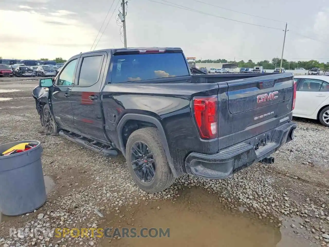 2 fotografías del automóvil dañado 1GTPHCE83PZ247736 GMC SIERRA 2023