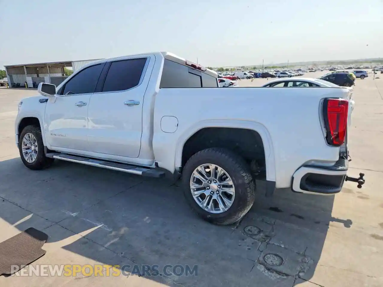 2 Photograph of a damaged car 1GTUUGED0PZ100471 GMC SIERRA 2023