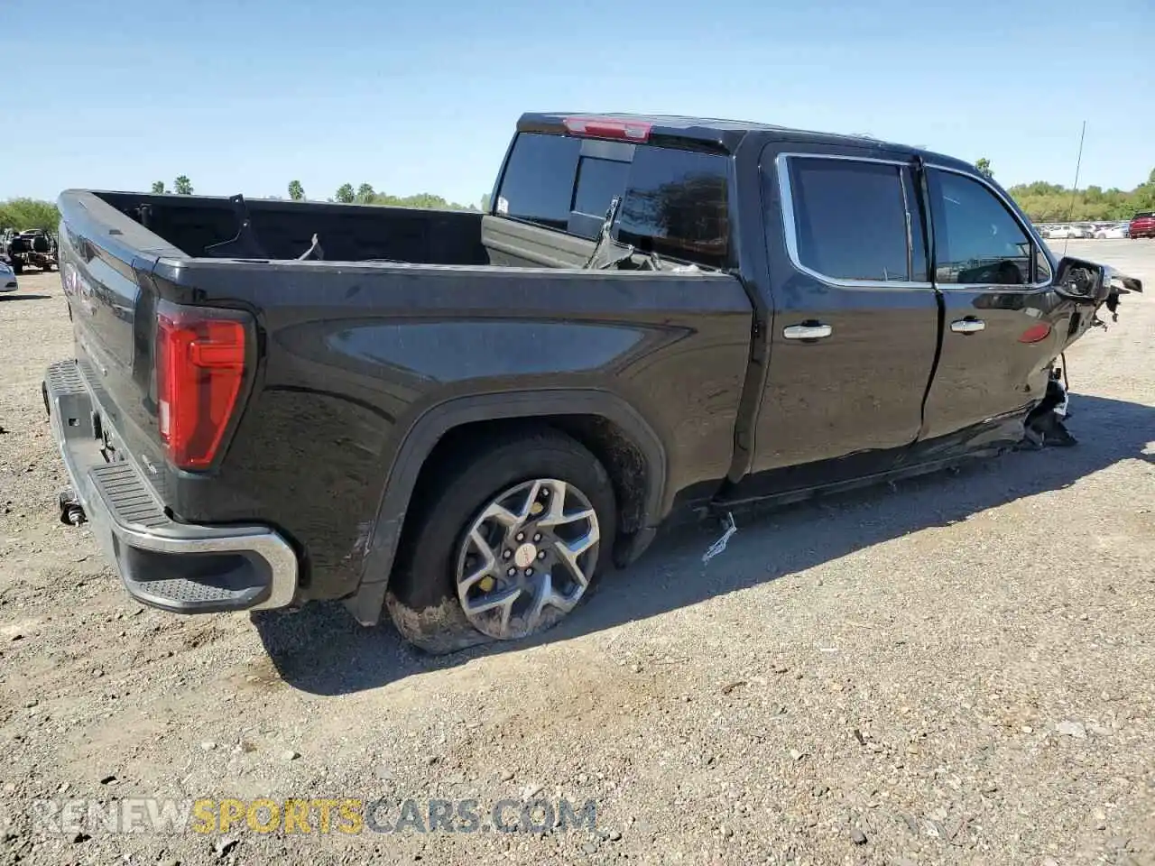 3 Photograph of a damaged car 3GTPHDED3PG148370 GMC SIERRA 2023