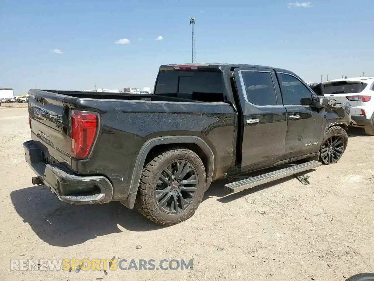3 Photograph of a damaged car 3GTUUGED6PG166328 GMC SIERRA 2023