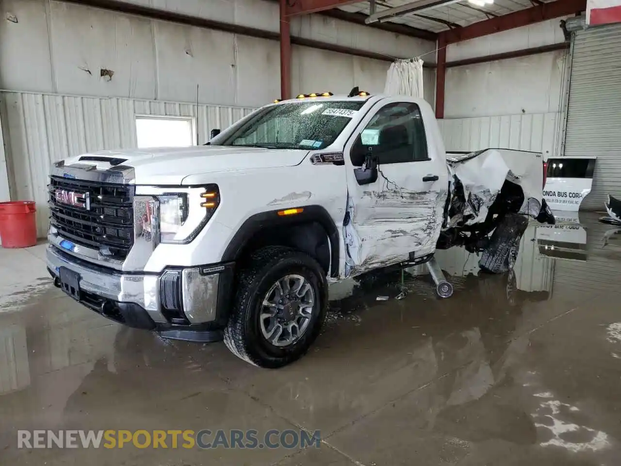 1 Photograph of a damaged car 1GT39SE77RF167552 GMC SIERRA 2024