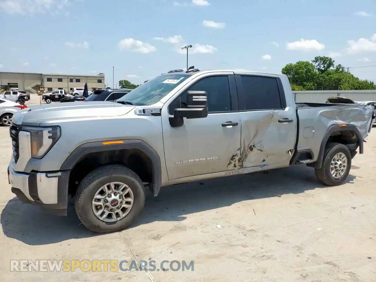 1 Photograph of a damaged car 1GT49LE75RF408728 GMC SIERRA 2024
