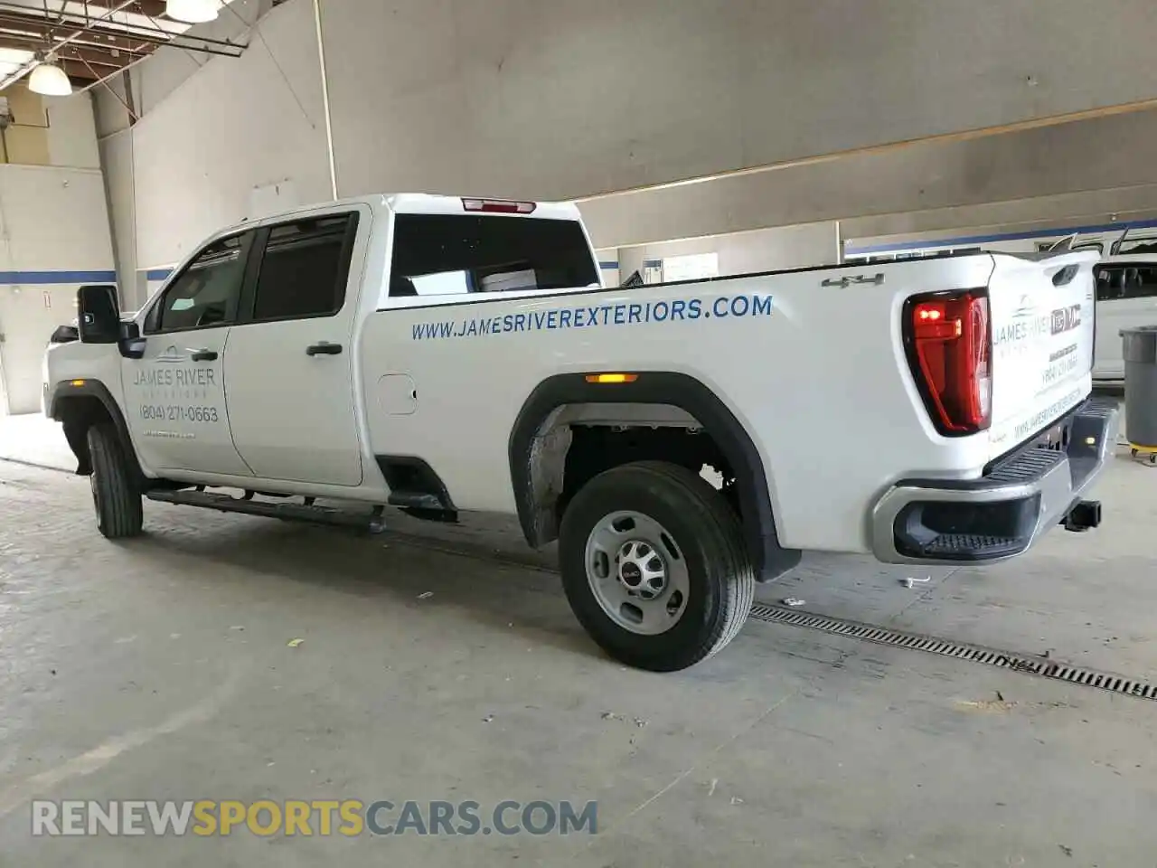 2 Photograph of a damaged car 1GT49LE78RF297673 GMC SIERRA 2024