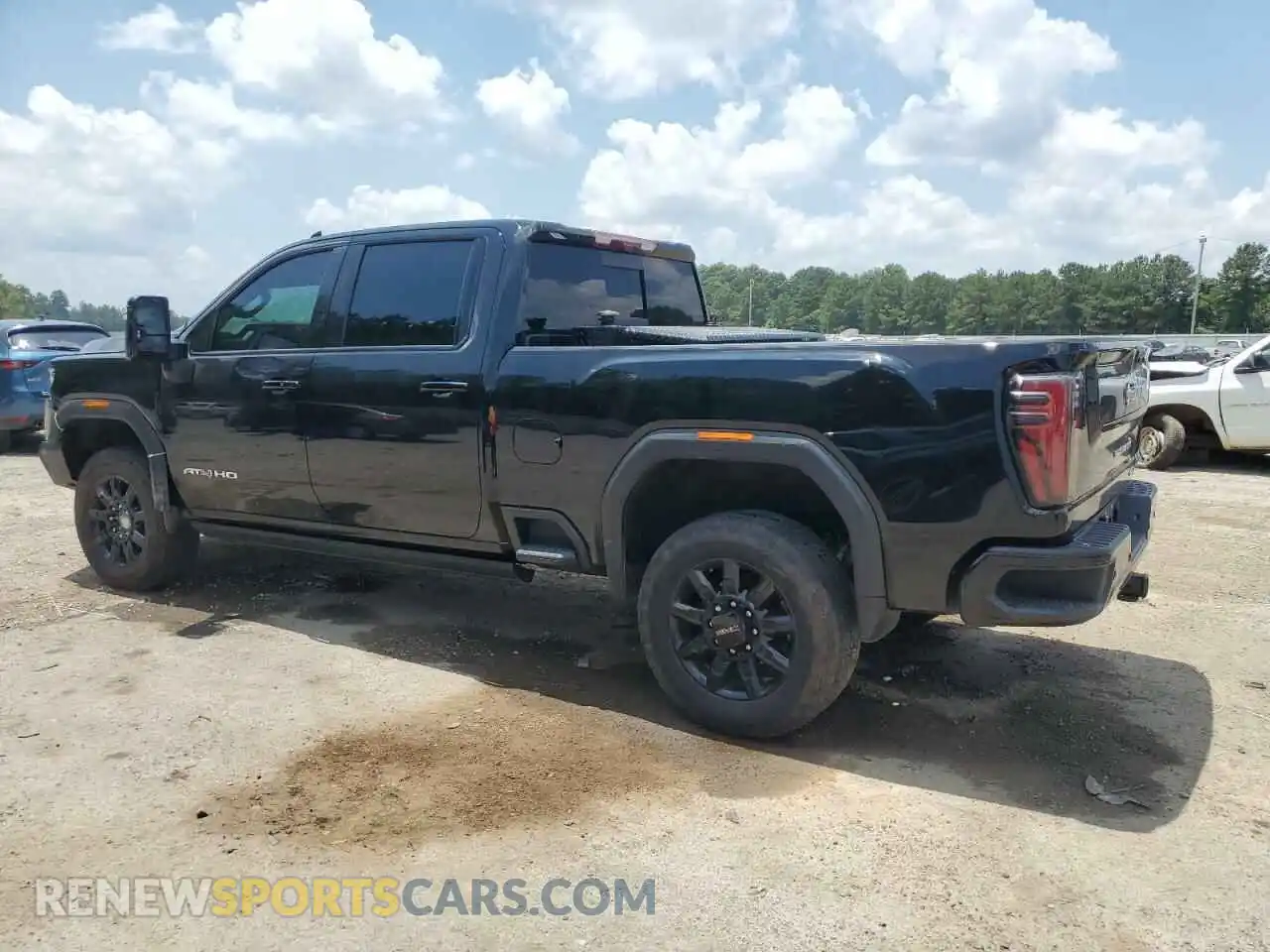 2 Photograph of a damaged car 1GT49PEY4RF314453 GMC SIERRA 2024