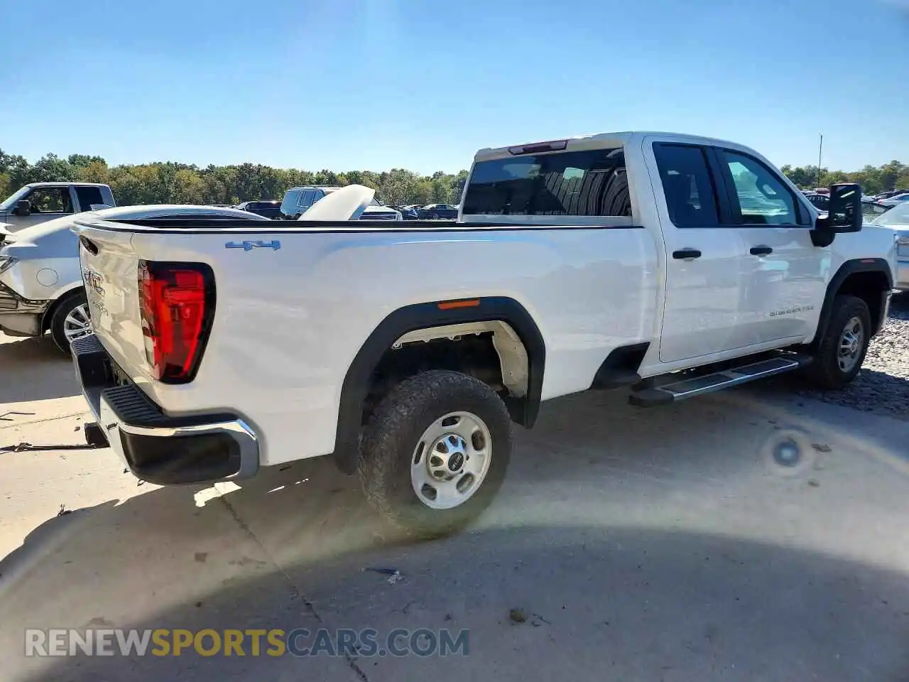 3 Фотография поврежденного автомобиля 1GT59LE74RF446519 GMC SIERRA 2024