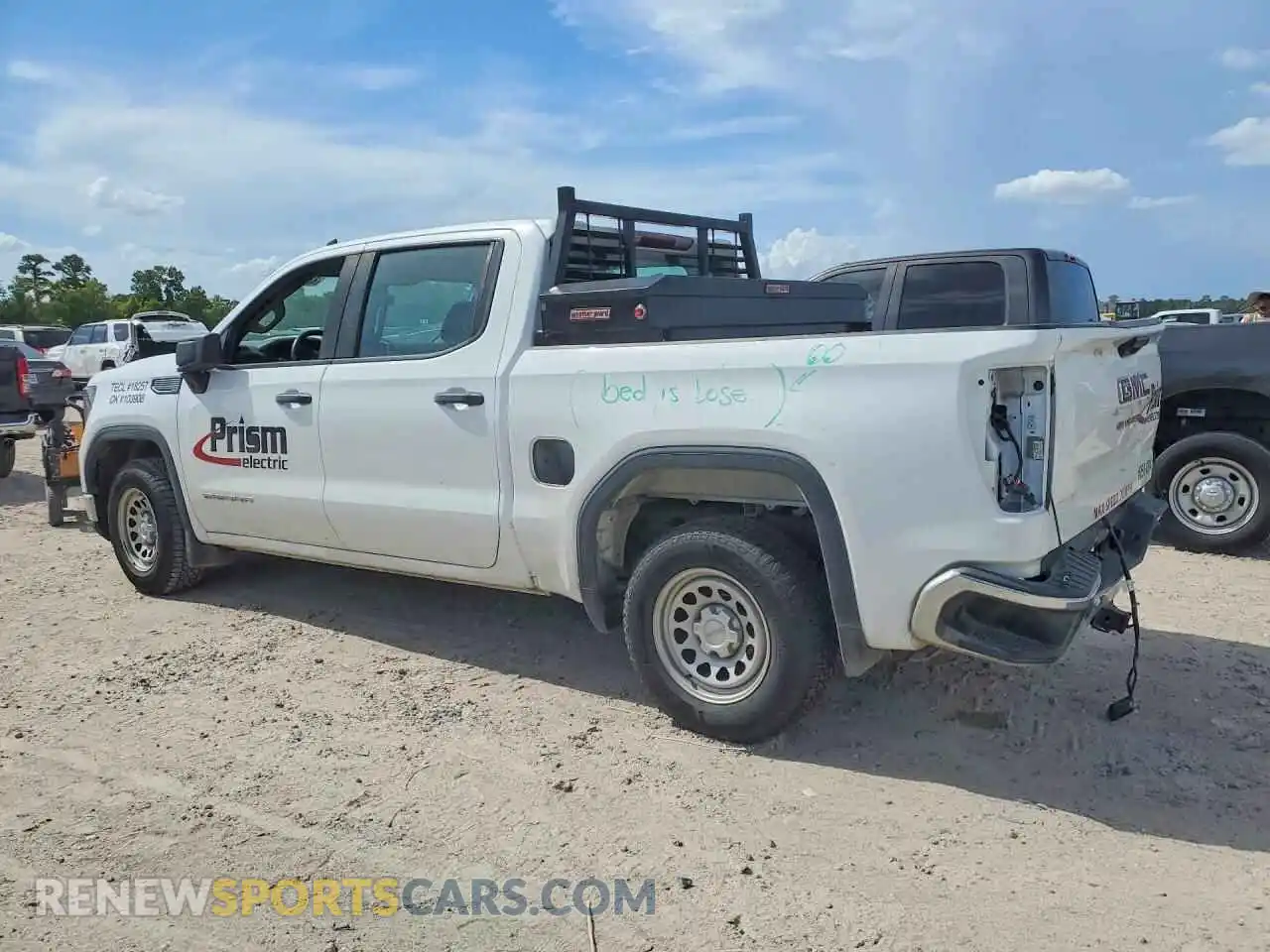 2 Фотография поврежденного автомобиля 1GTPHAEKXRZ159995 GMC SIERRA 2024