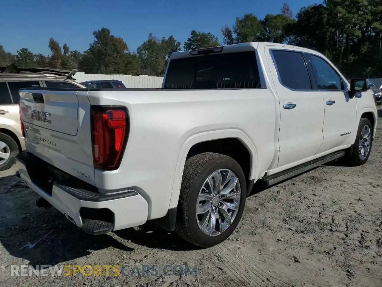 3 Photograph of a damaged car 1GTPHGE84RZ136817 GMC SIERRA 2024