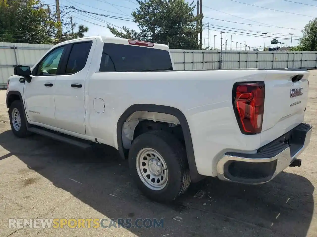 2 Photograph of a damaged car 1GTRHAEK7RZ381306 GMC SIERRA 2024