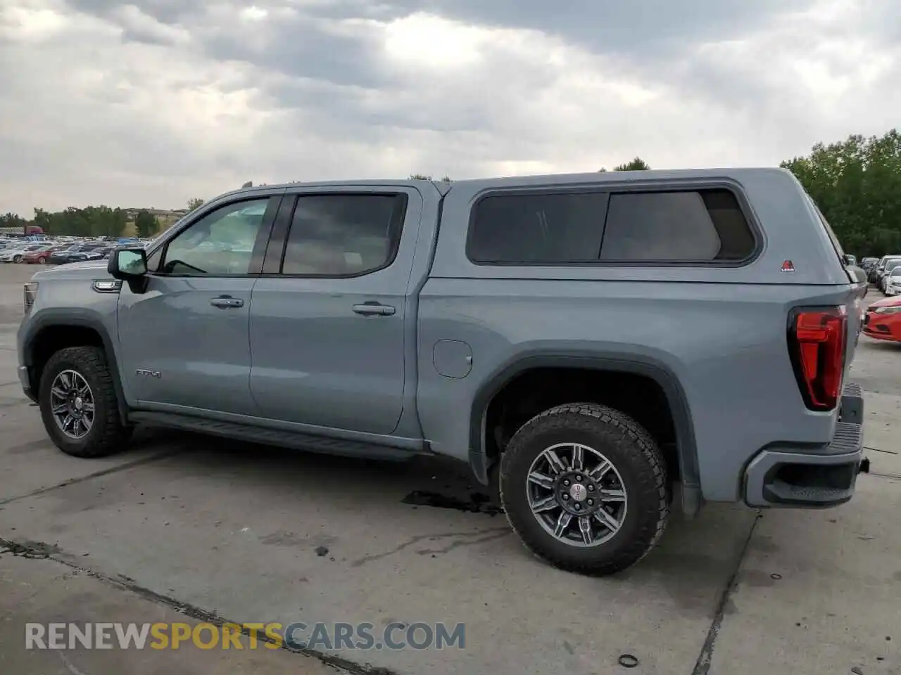 2 Photograph of a damaged car 1GTUUEE87RZ353183 GMC SIERRA 2024