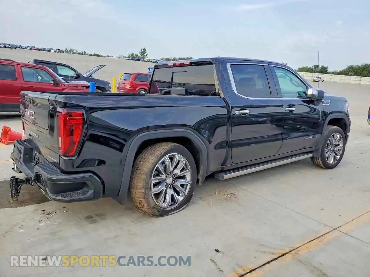 3 Photograph of a damaged car 1GTUUGED0RZ132467 GMC SIERRA 2024
