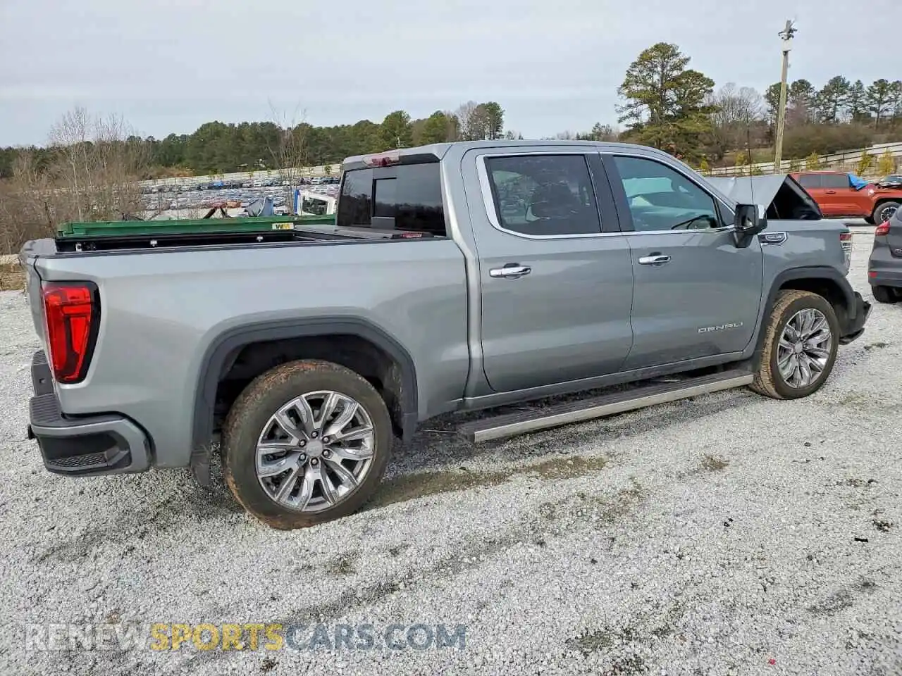 3 Фотография поврежденного автомобиля 1GTUUGED8RZ190049 GMC SIERRA 2024