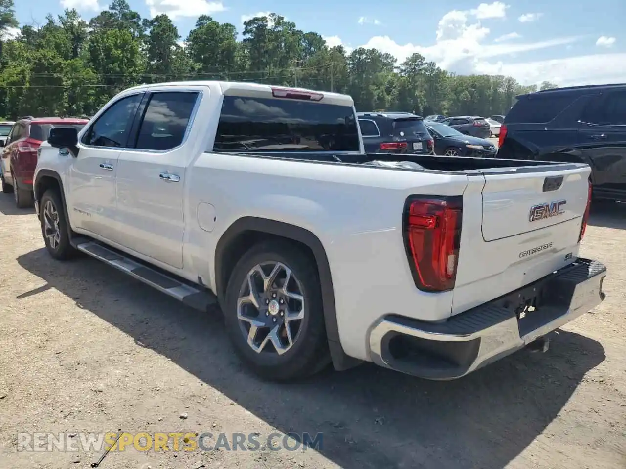 2 Photograph of a damaged car 3GTPHDED0RG179286 GMC SIERRA 2024