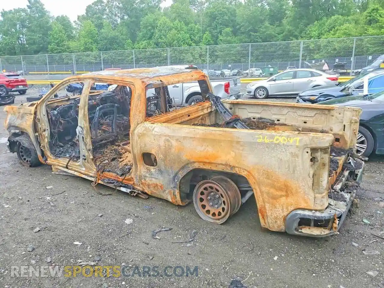 2 Photograph of a damaged car 3GTPUAEK1RG389601 GMC SIERRA 2024