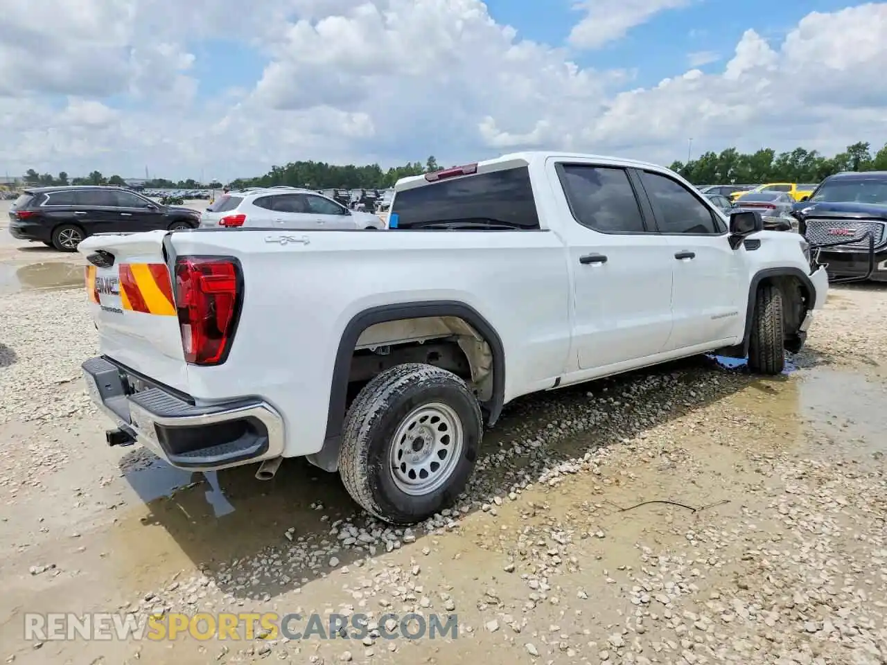 3 Photograph of a damaged car 3GTUUAED0RG279420 GMC SIERRA 2024