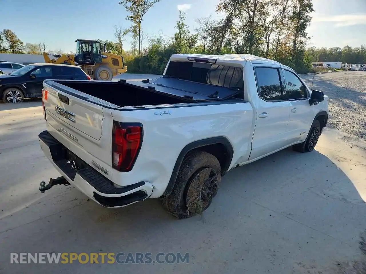 3 fotografías del automóvil dañado 3GTUUCE87RG368738 GMC SIERRA 2024